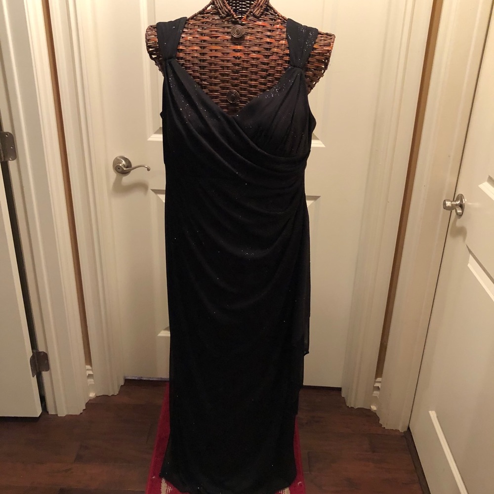 R&M Richards V Neck Black Dress